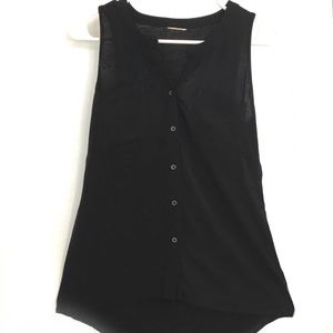 Sleeveless, black, button blouse